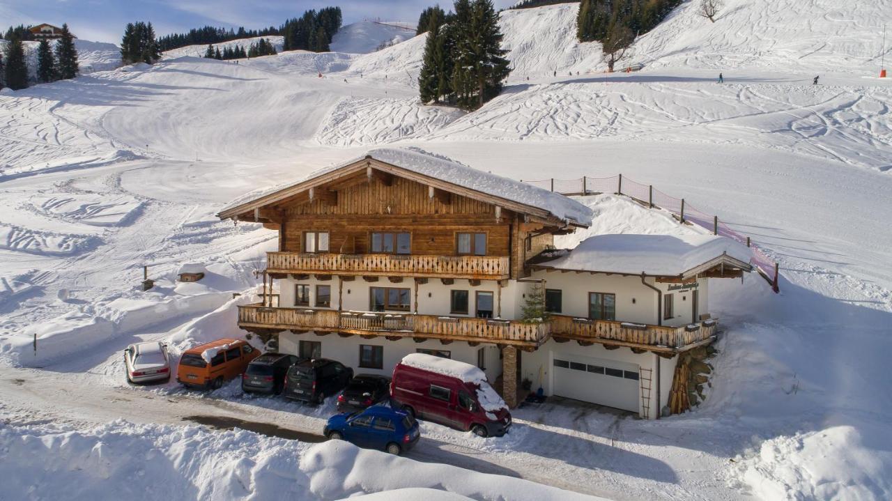 Landhaus Hinterglemm Apartment Saalbach-Hinterglemm Exterior foto